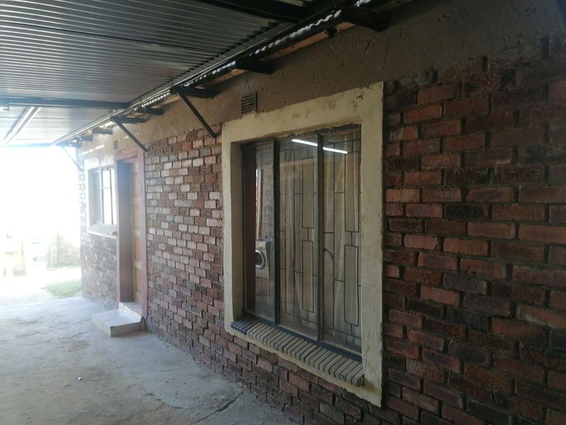 House For Sale in Phagameng - Photo 7
