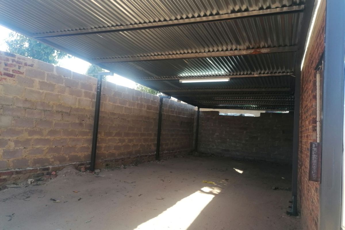 House For Sale in Phagameng - Photo 4