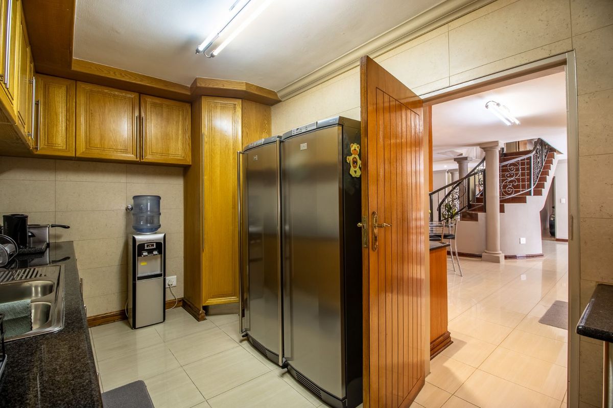 House For Sale in Montana Park - Photo 5