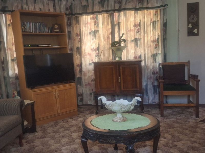 House For Sale in Carletonville Central - Photo 4