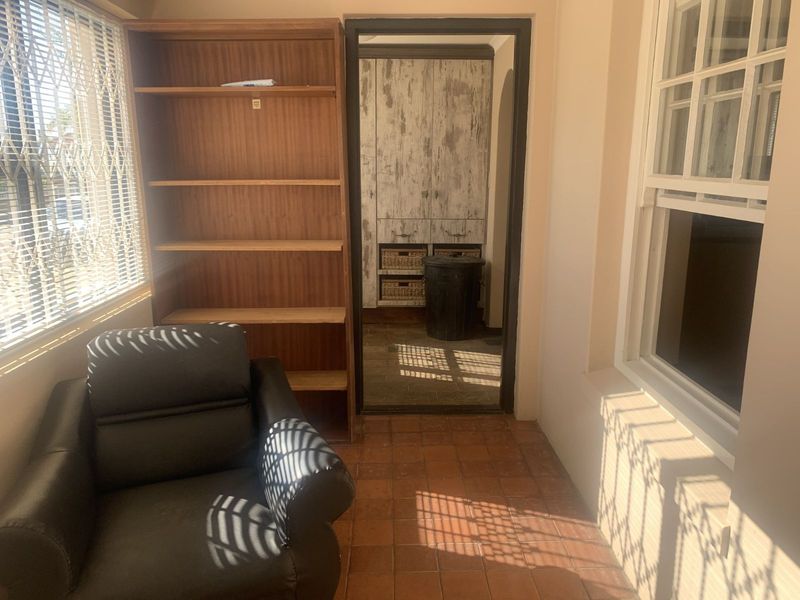 House For Sale in Albertinia Central - Photo 4