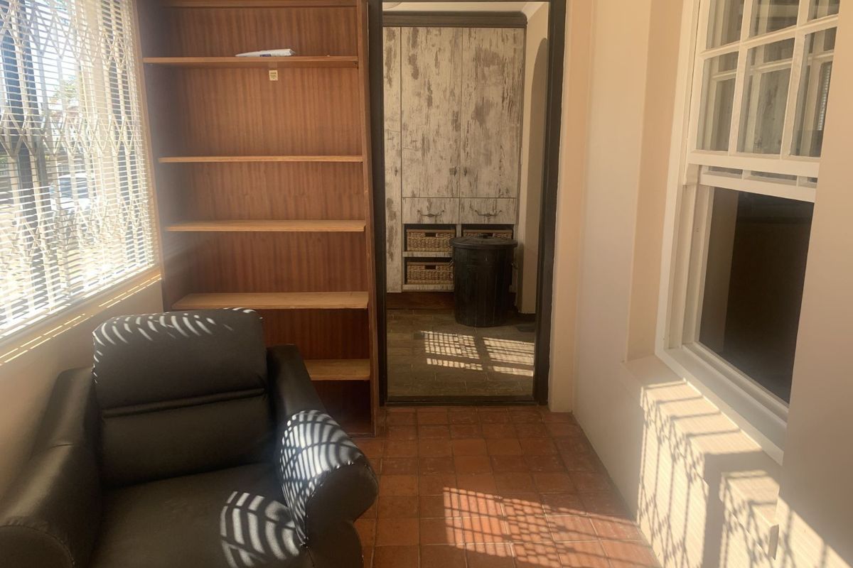 House For Sale in Albertinia Central - Photo 4