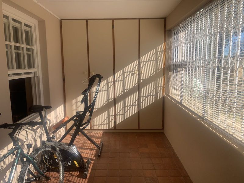 House For Sale in Albertinia Central - Photo 5