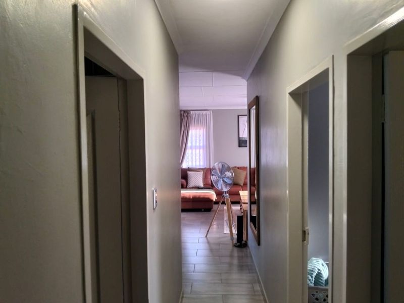 House For Sale in Bendor - Photo 8