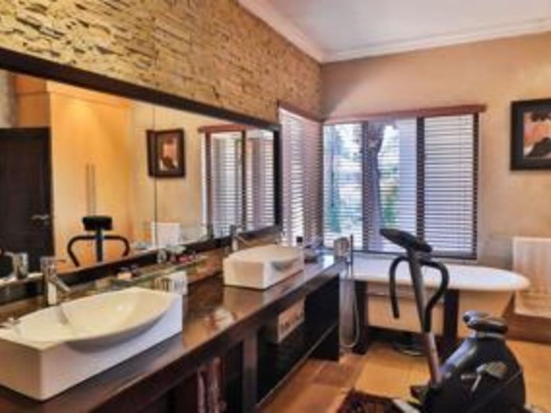 House For Sale in Birdwood Estate - Photo 7