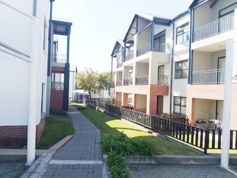 Apartment For Sale in Randpark Ridge - Photo 6