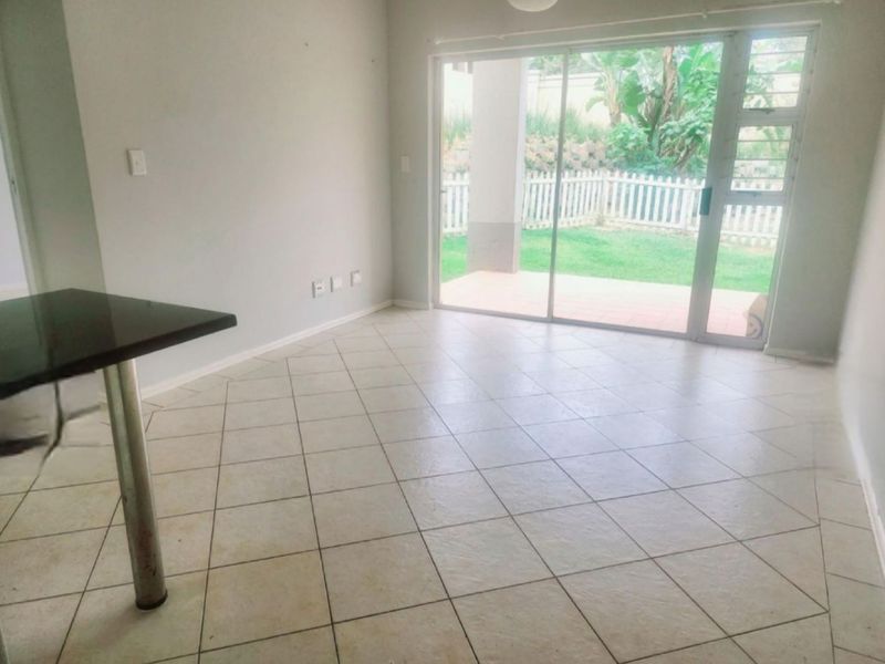 Apartment For Sale in Sheffield Manor - Photo 3