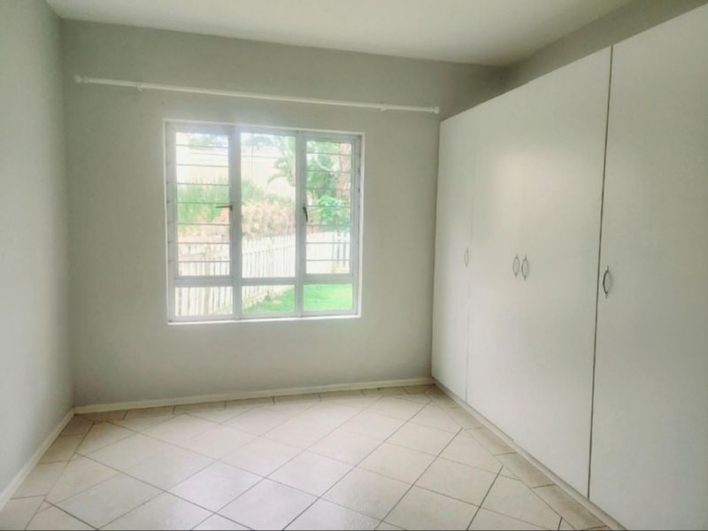 Apartment For Sale in Sheffield Manor - Photo 5