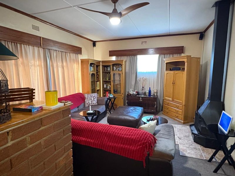 House For Sale in Carters Glen - Photo 5