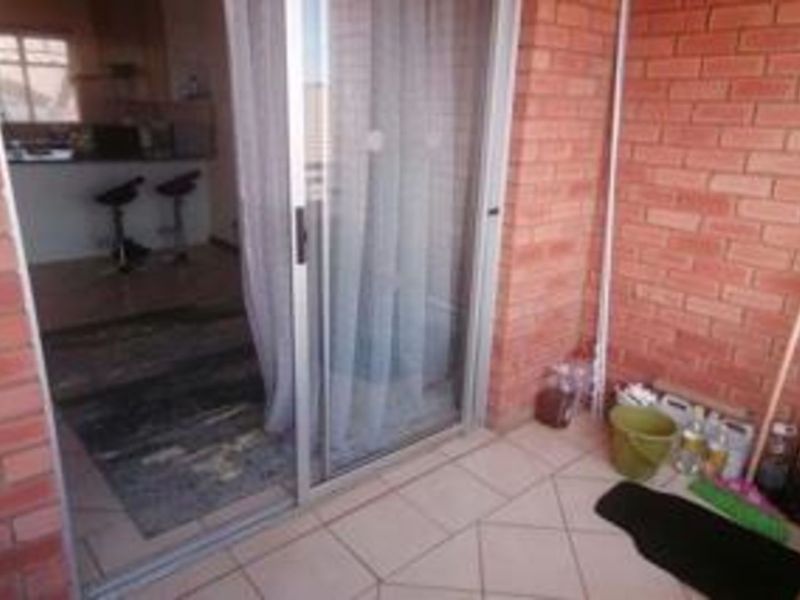 Apartment For Sale in Karenpark - Photo 9