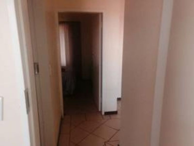 Apartment For Sale in Karenpark - Photo 5