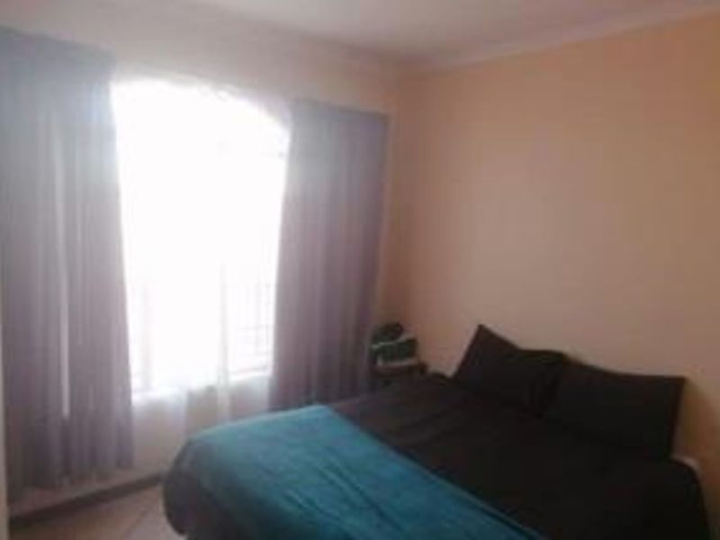 Apartment For Sale in Karenpark - Photo 4