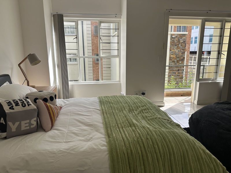 Apartment For Sale in Parktown North - Photo 5