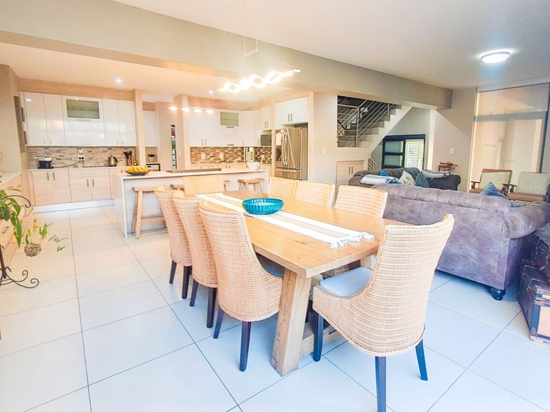 House For Sale in Olympus AH - Photo 9