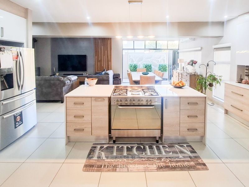 House For Sale in Olympus AH - Photo 7