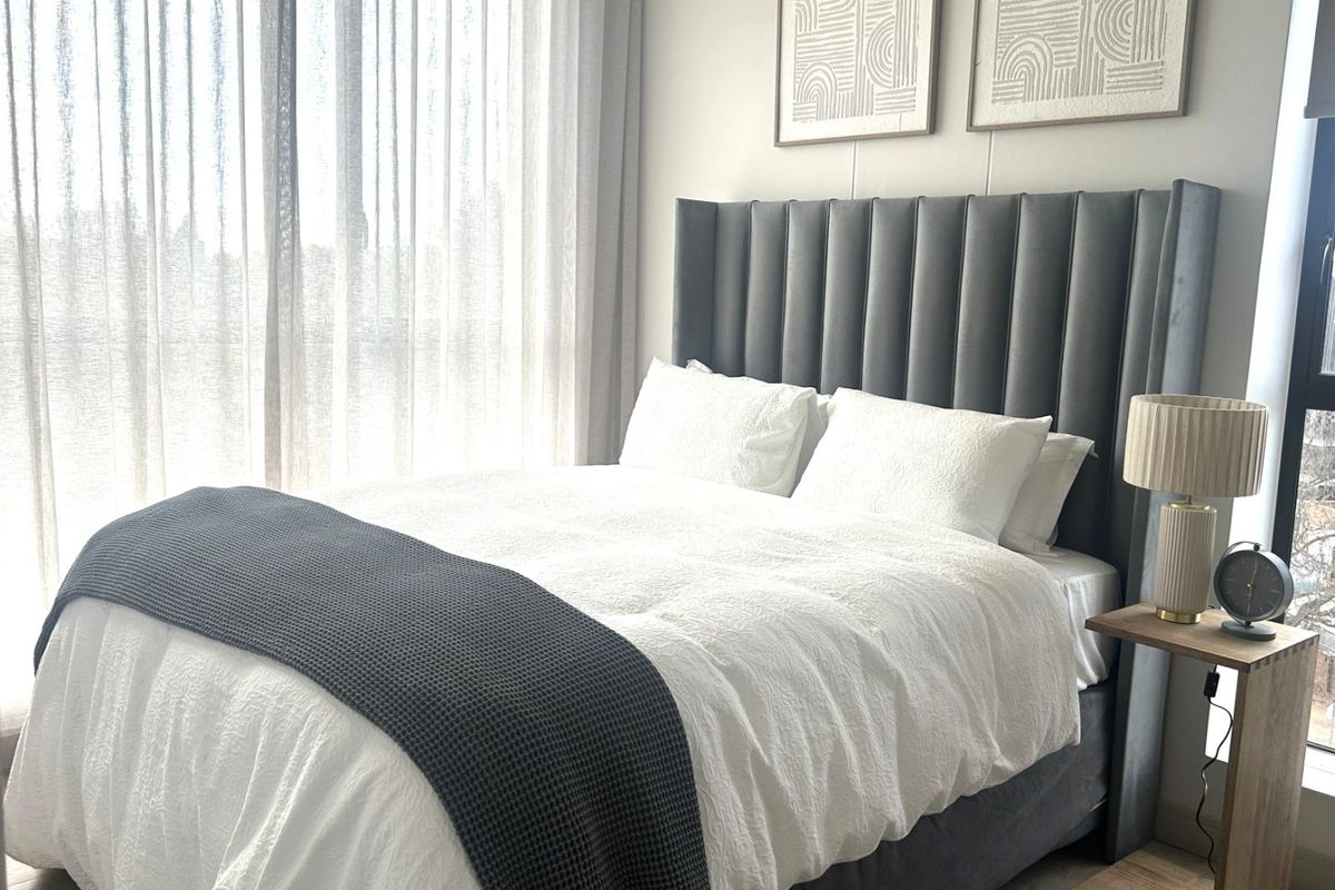 Apartment For Sale in Rosebank - Photo 2