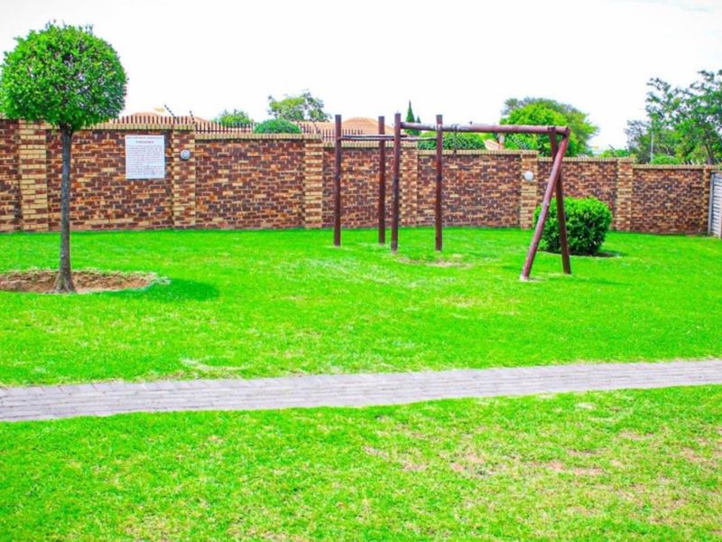 Apartment For Sale in Erand Gardens - Photo 6