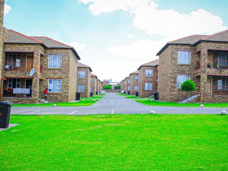 Apartment For Sale in Erand Gardens - Photo 3