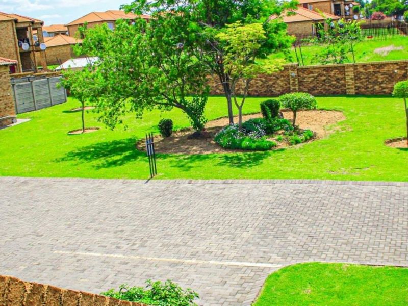 Apartment For Sale in Erand Gardens - Photo 5