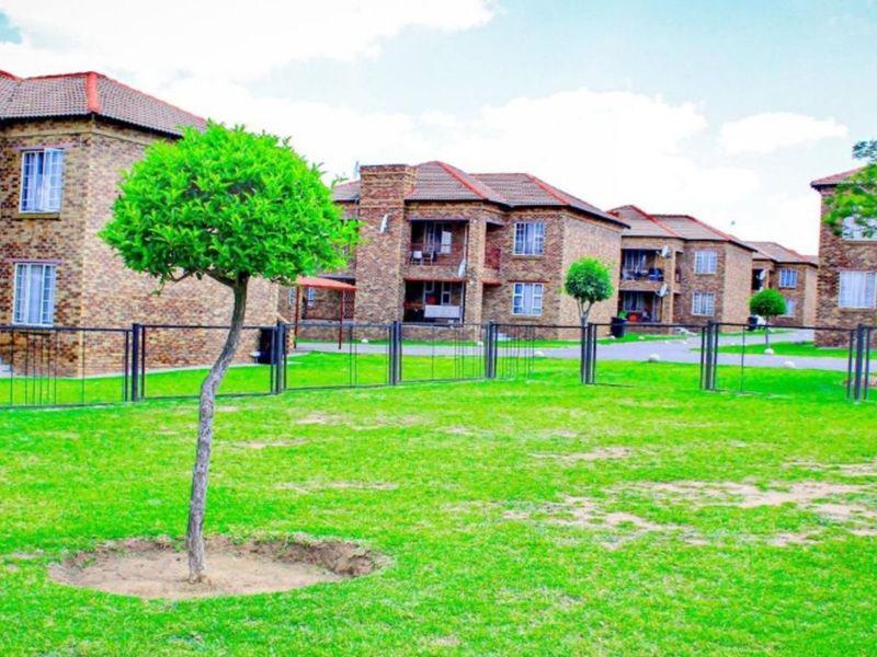 Apartment For Sale in Erand Gardens - Photo 2