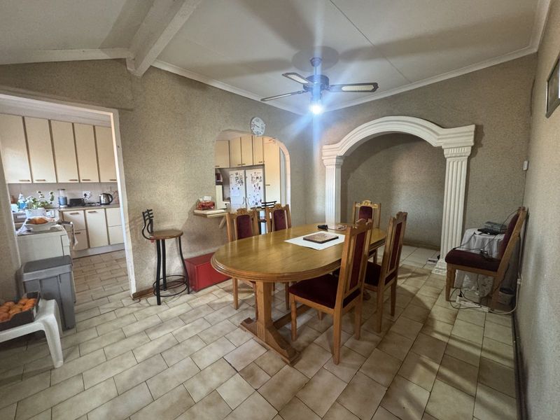 House For Sale in Laudium Ext 3 - Photo 10