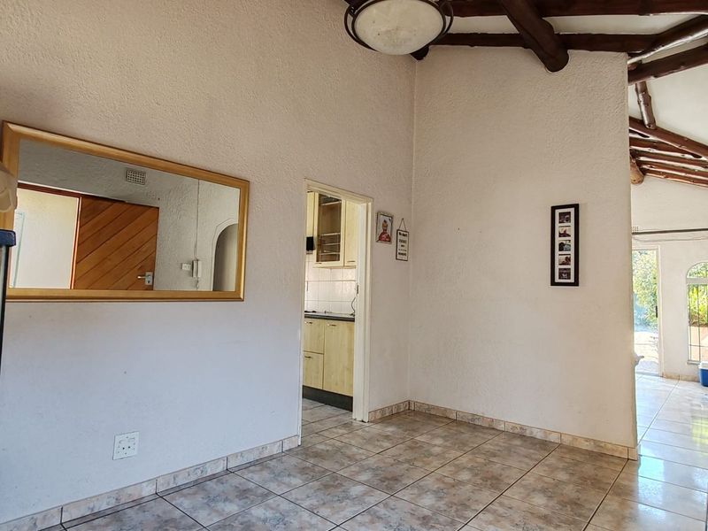 House For Sale in Morehill - Photo 5