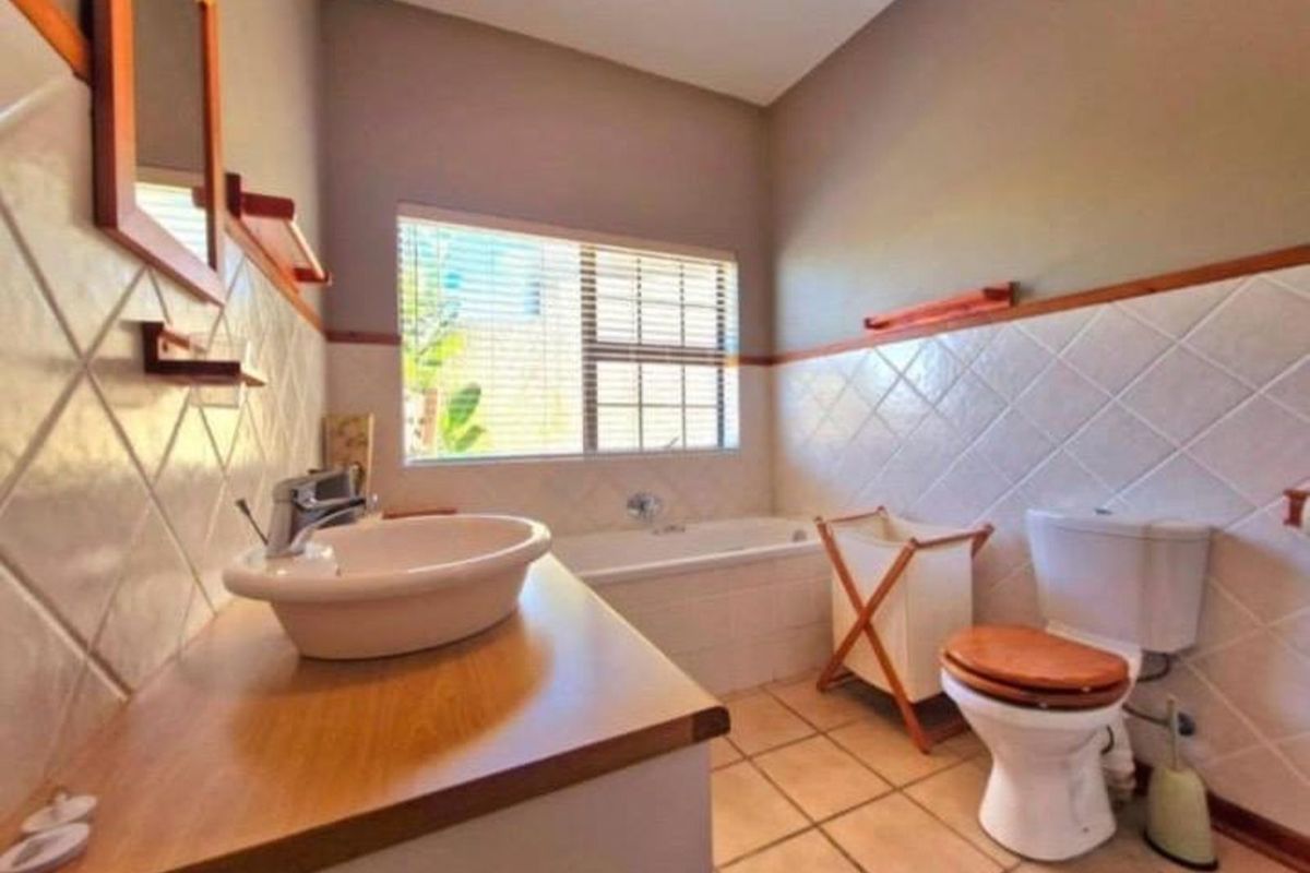 House For Sale in Dana Bay - Photo 5