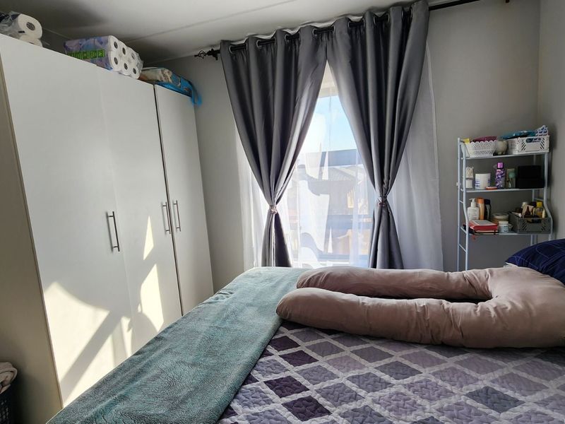 Apartment For Sale in Riverside View - Photo 8