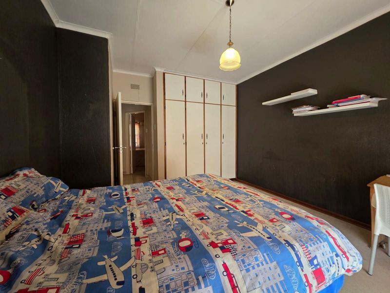 House For Sale in Memorial Road Area - Photo 10