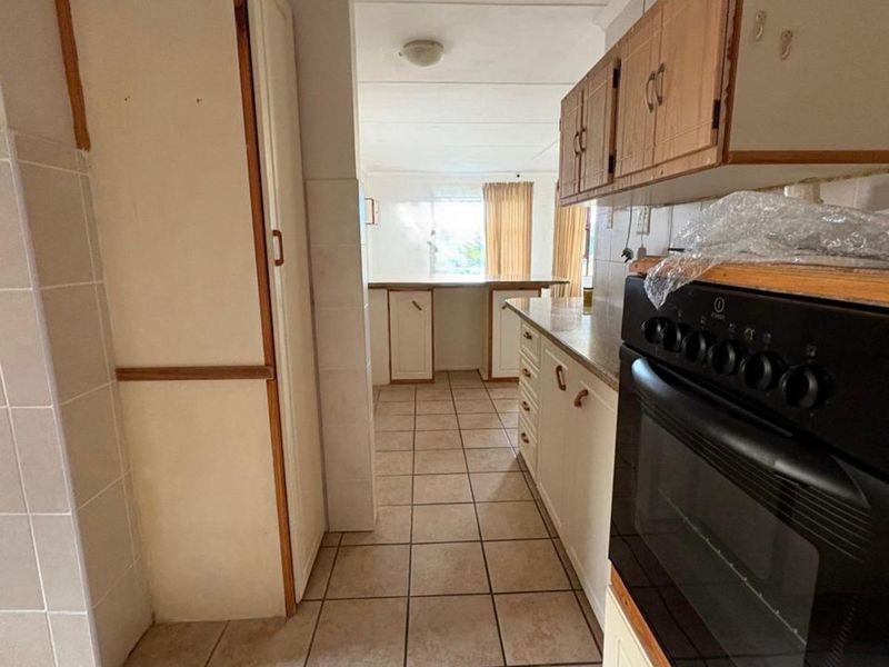 House For Sale in Dana Bay - Photo 9