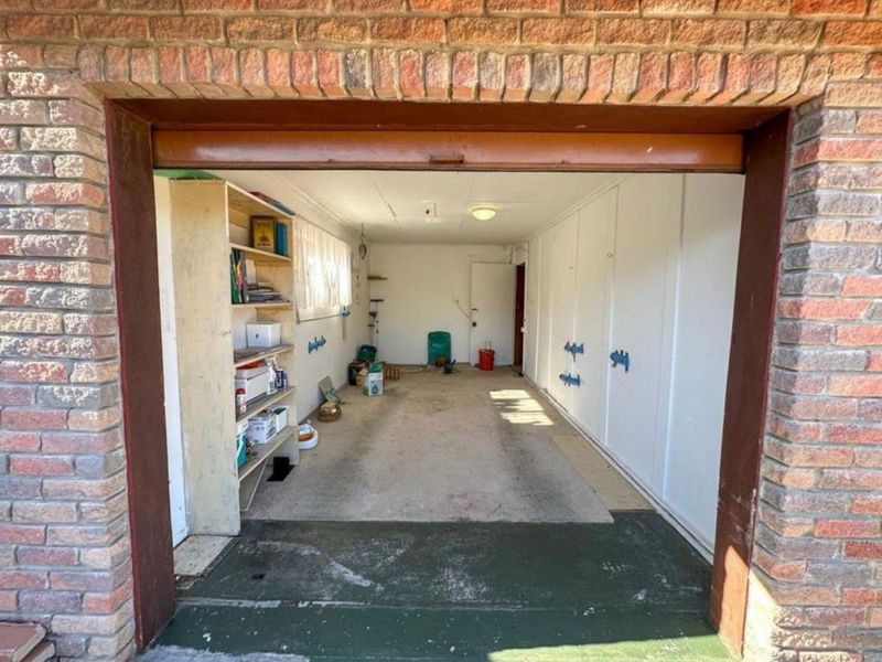 House For Sale in Dana Bay - Photo 8