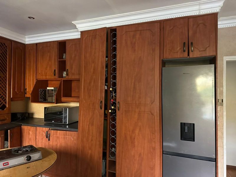 House For Sale in Norkem Park - Photo 5