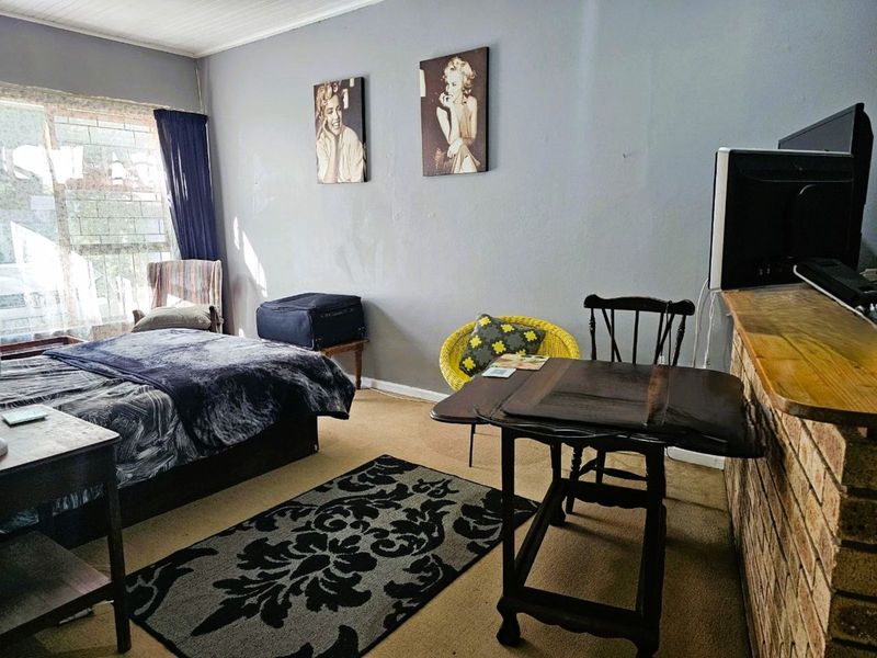 House For Sale in Blanco - Photo 6