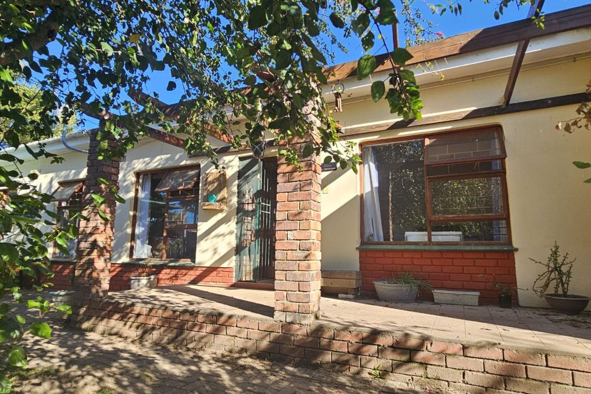 House For Sale in Blanco - Photo 2