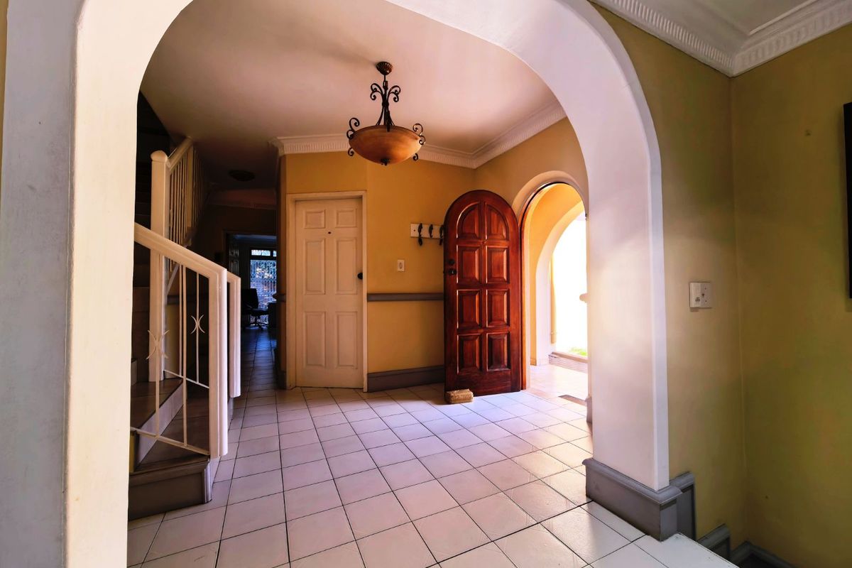 House For Sale in Zwartkop - Photo 3