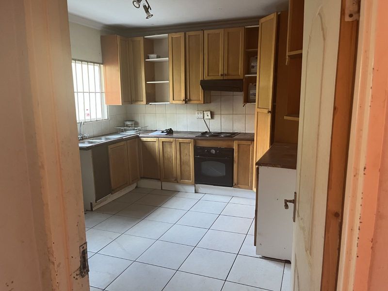 House For Sale in Ferndale - Photo 7