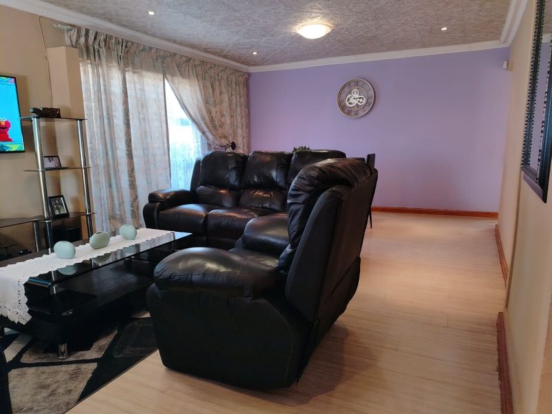 House For Sale in Motherwell Nu 6 - Photo 3