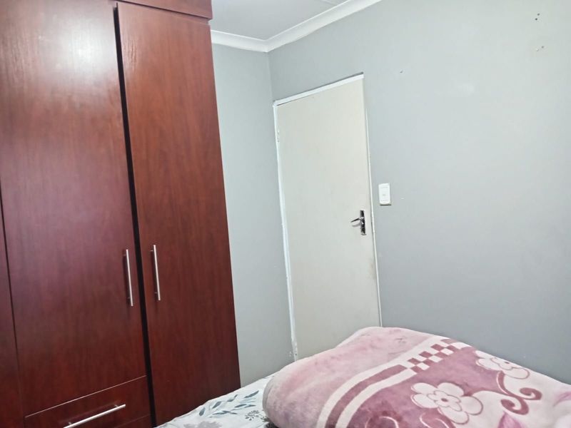 House For Sale in Soshanguve Ext - Photo 6