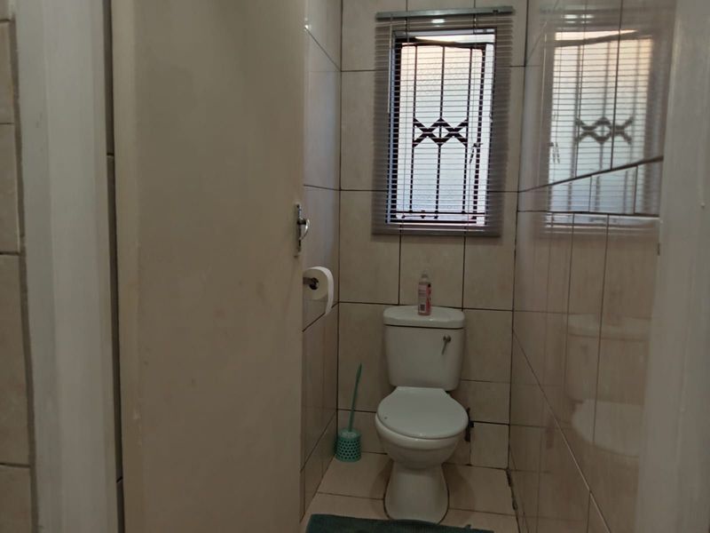 House For Sale in Soshanguve Ext - Photo 10
