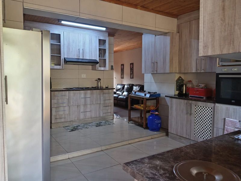 House For Sale in Suiderberg - Photo 6