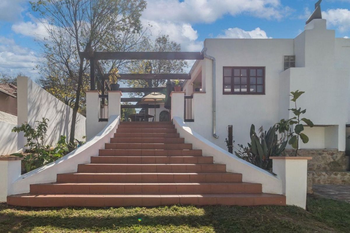 House For Sale in Craighall Park - Photo 5