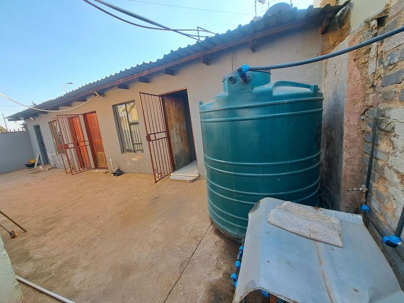 House For Sale in Mamelodi East - Photo 9