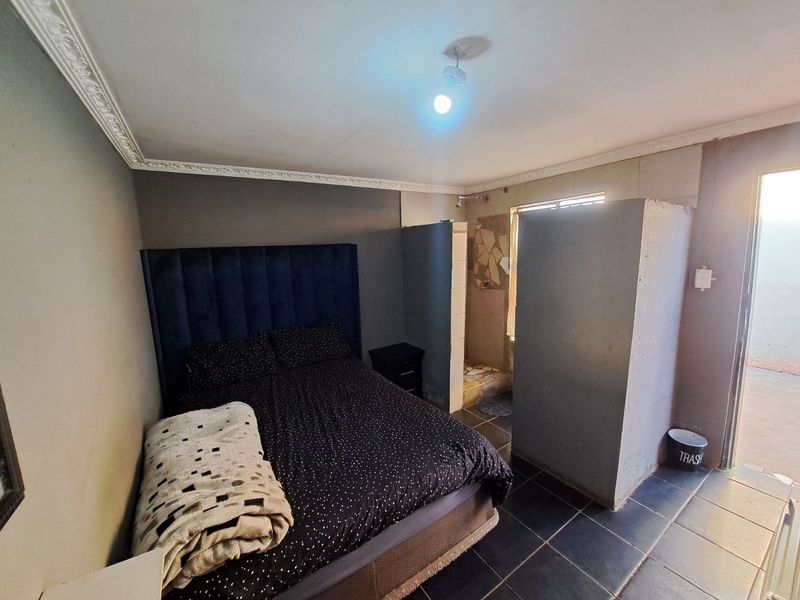 House For Sale in Mamelodi East - Photo 4