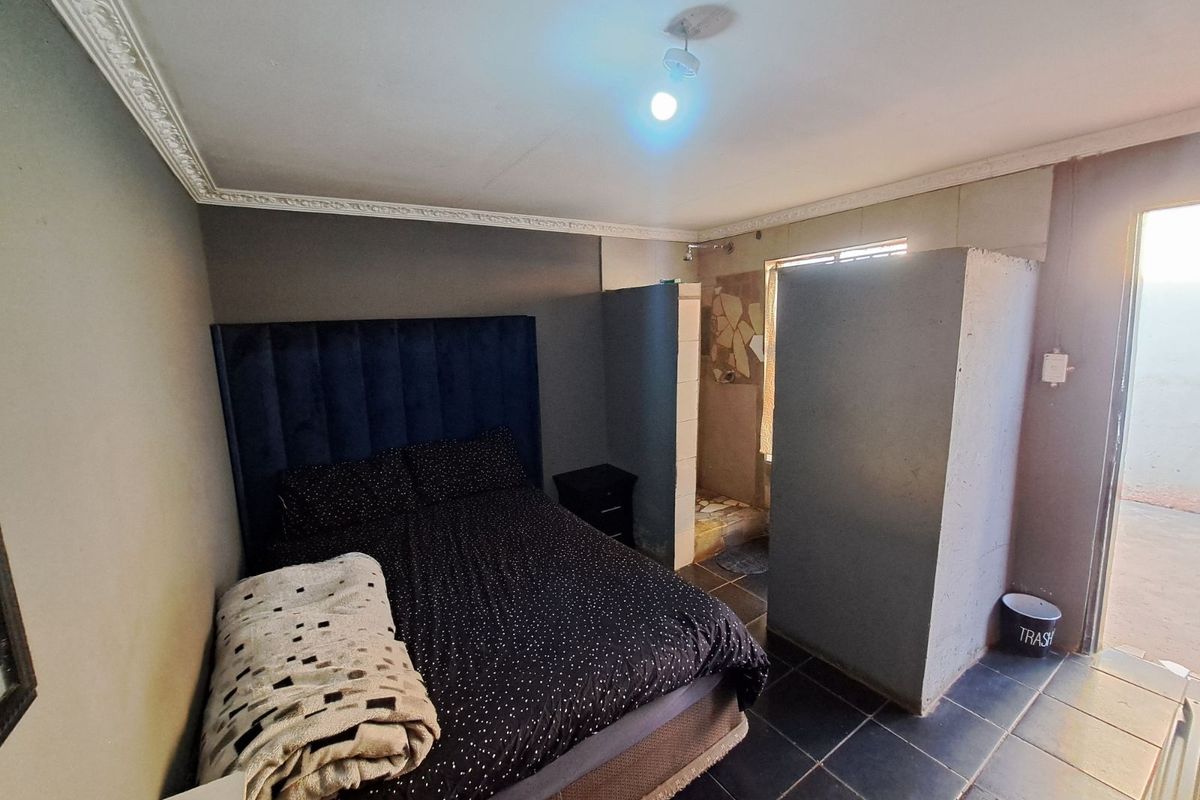 House For Sale in Mamelodi East - Photo 4