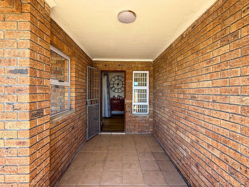 House For Sale in Perlemoenbaai - Photo 4