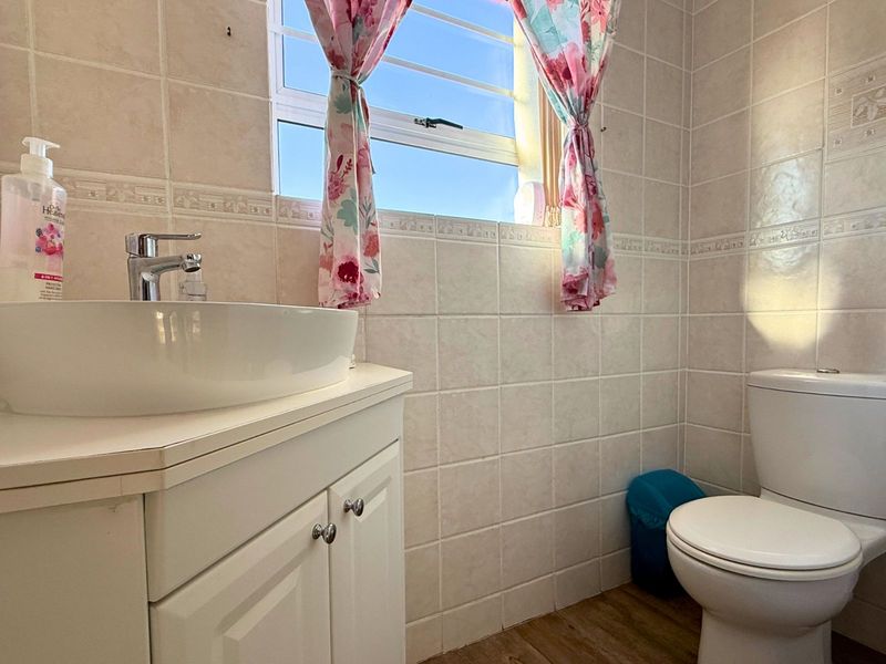 House For Sale in Perlemoenbaai - Photo 10