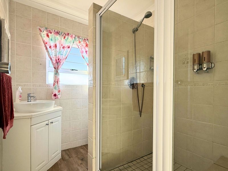 House For Sale in Perlemoenbaai - Photo 9