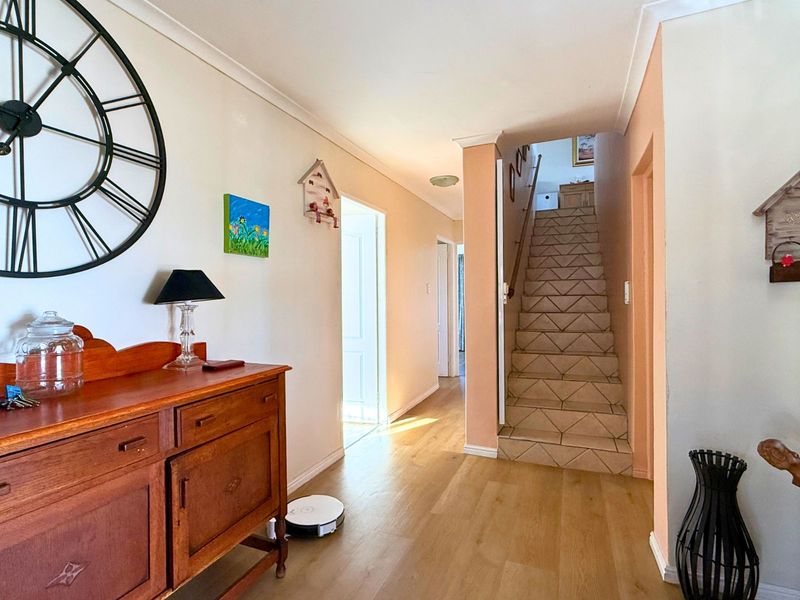 House For Sale in Perlemoenbaai - Photo 5