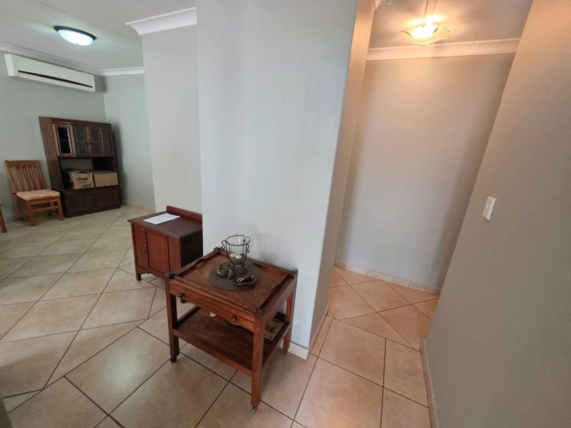 House For Sale in Beaconsfield - Photo 4