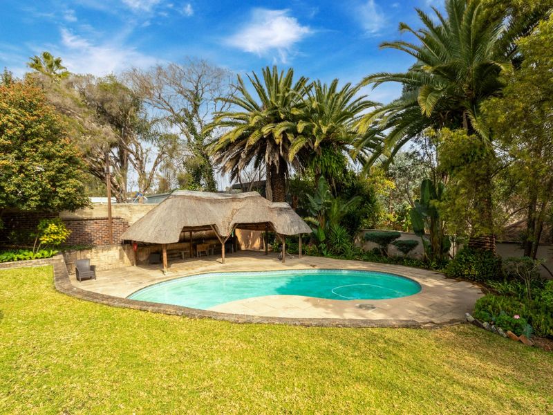 House For Sale in Bryanston - Photo 3